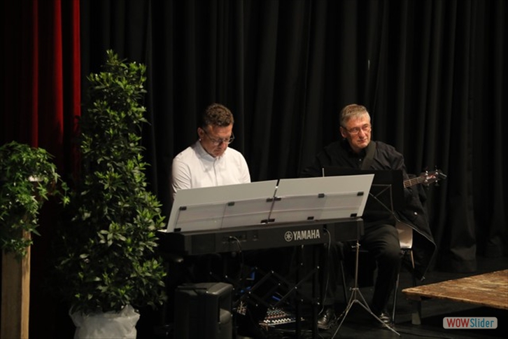 28_Rainer Wegrath am Klavier, Bernd Weber am Bass